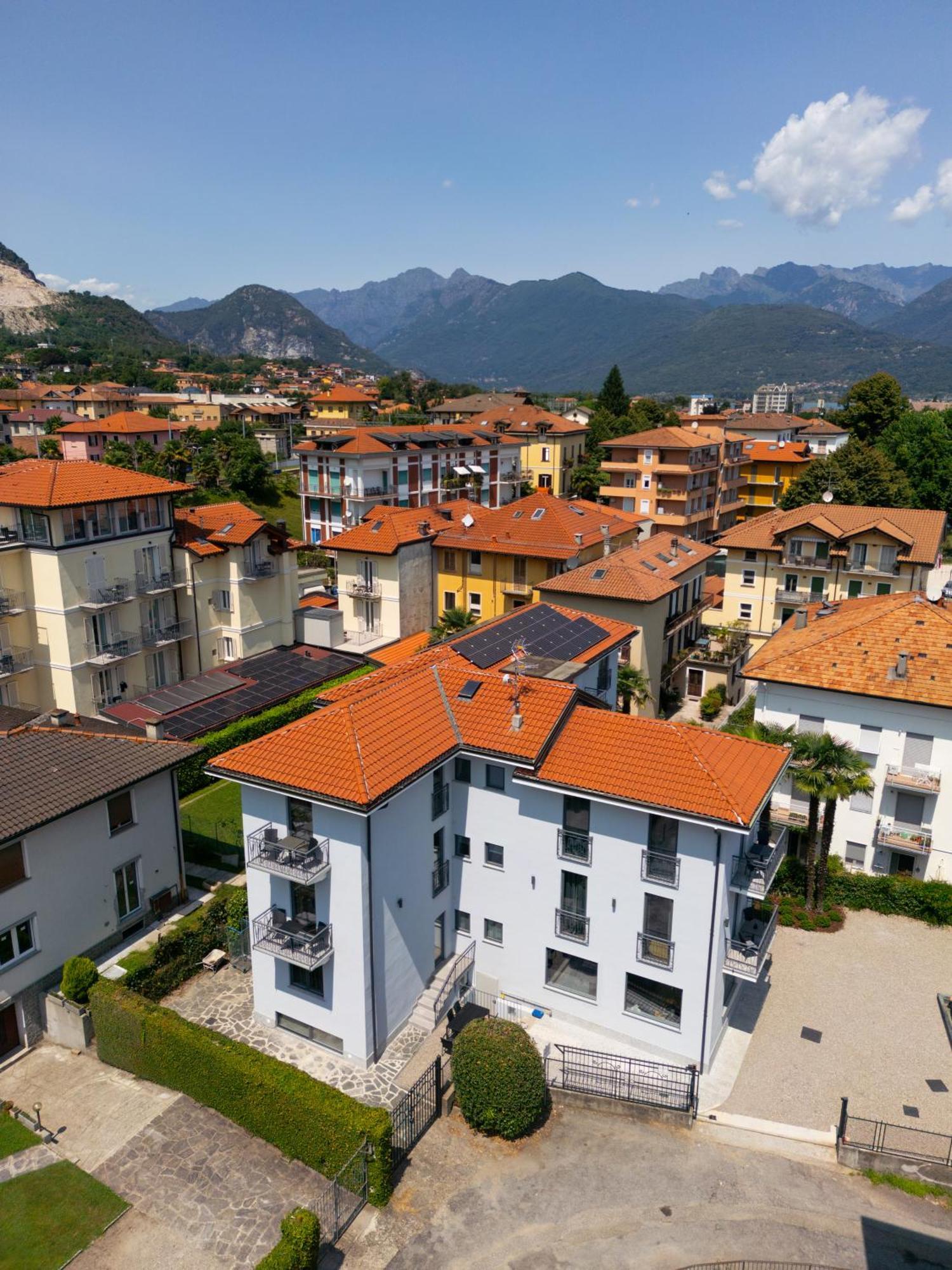 Elvezia Boutique Apartment Бавено Екстериор снимка