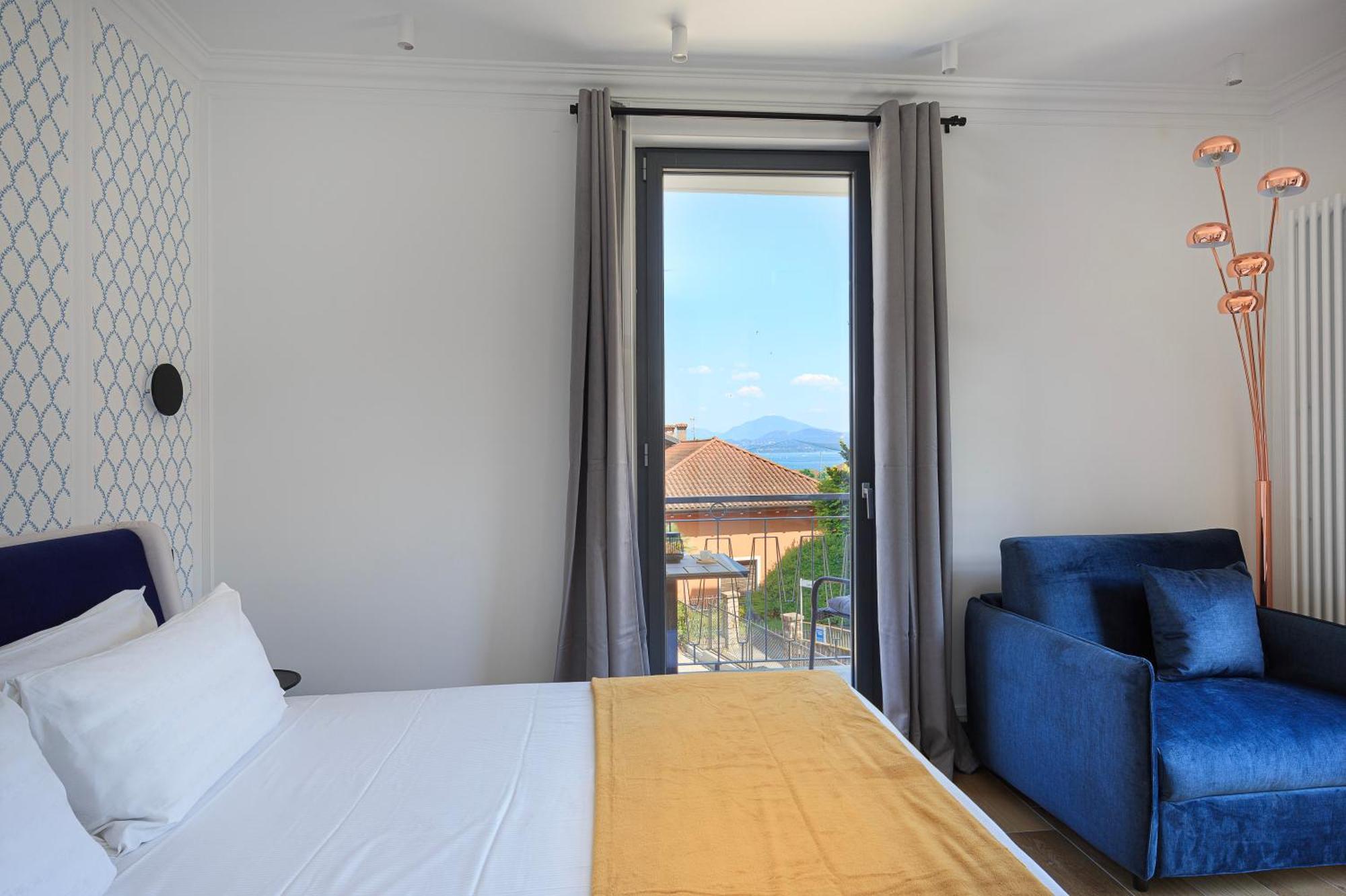 Elvezia Boutique Apartment Бавено Стая снимка