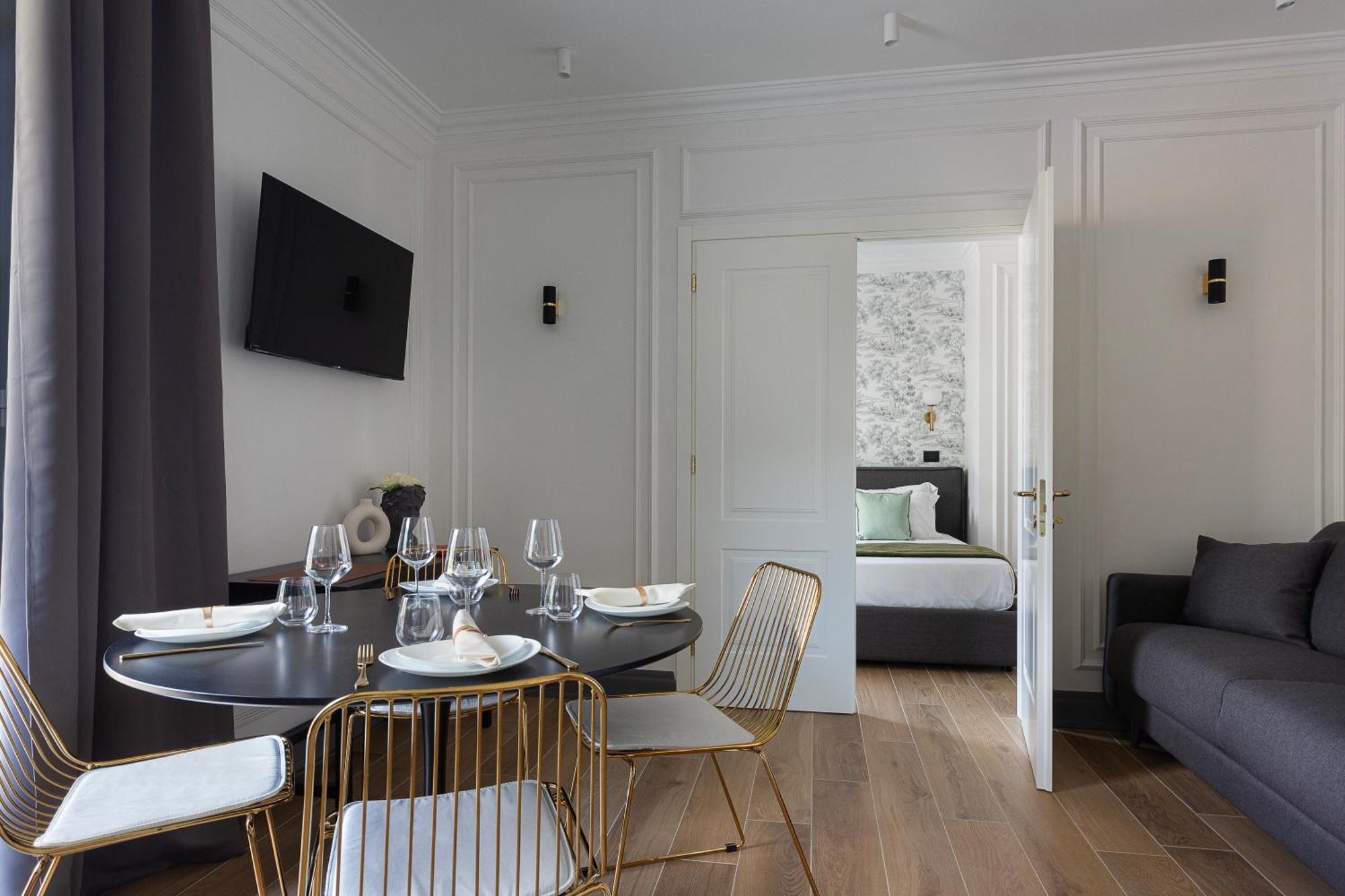 Elvezia Boutique Apartment Бавено Стая снимка