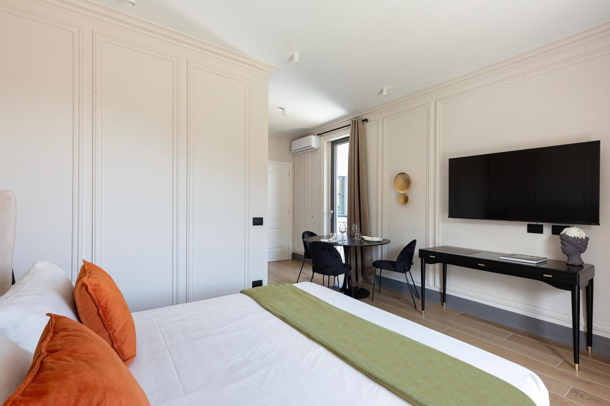 Elvezia Boutique Apartment Бавено Стая снимка